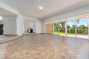 5132 NW 106th Ave, Doral, FL 33178 - Photo 7