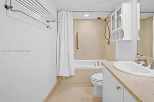 19900 E Country Club Dr, Aventura, FL 33180 - Photo 19
