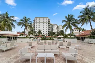 19900 E Country Club Dr, Aventura, FL 33180 - Photo 29