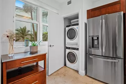19900 E Country Club Dr #212, Aventura, FL 33180 - Photo 11