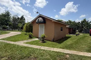 20791 SW 240th St, Homestead, FL 33031 - Photo 13