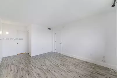 2851 Leonard Dr #J505, Aventura, FL 33160 - Photo 11