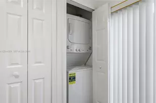 1251 SE 29th St, Homestead, FL 33035 - Photo 7