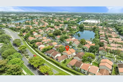 10857 NW 8th St, Pembroke Pines, FL 33026 - Photo 35