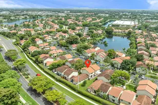 10857 NW 8th St, Pembroke Pines, FL 33026 - Photo 35