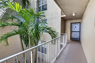 9410 Tangerine Pl, Davie, FL 33324 - Photo 27