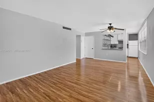 9410 Tangerine Pl, Davie, FL 33324 - Photo 5