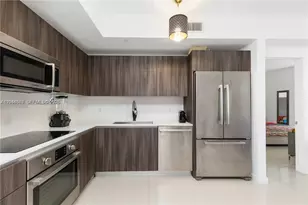 488 NE 18th St, Miami, FL 33132 - Photo 3