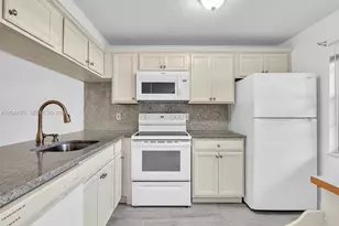 1212 SE Bahama Bend, Coconut Creek, FL 33066 - Photo 5