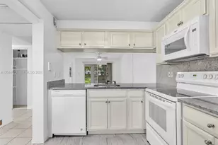 1212 SE Bahama Bend, Coconut Creek, FL 33066 - Photo 7