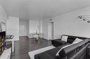 7441 Wayne Ave, Miami Beach, FL 33141 - Photo 11