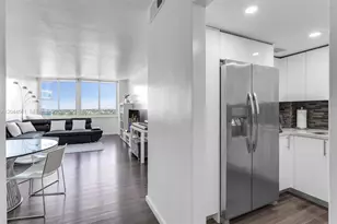 7441 Wayne Ave, Miami Beach, FL 33141 - Photo 3