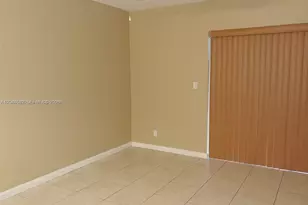 660 Tennis Club Dr, Fort Lauderdale, FL 33311 - Photo 9