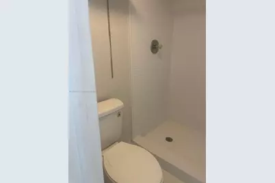 660 Tennis Club Dr #101, Fort Lauderdale, FL 33311 - Photo 31