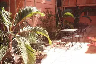 660 Tennis Club Dr, Fort Lauderdale, FL 33311 - Photo 5