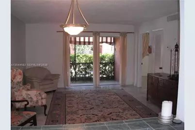 660 Tennis Club Dr #101, Fort Lauderdale, FL 33311 - Photo 7