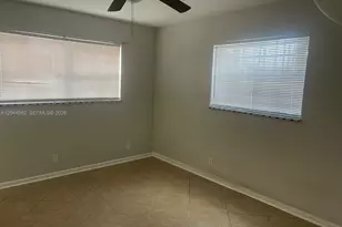 660 Tennis Club Dr, Fort Lauderdale, FL 33311 - Photo 39