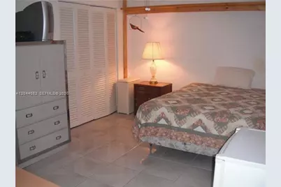 660 Tennis Club Dr #101, Fort Lauderdale, FL 33311 - Photo 3