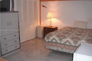 660 Tennis Club Dr, Fort Lauderdale, FL 33311 - Photo 3