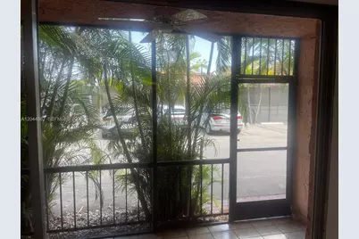 660 Tennis Club Dr #101, Fort Lauderdale, FL 33311 - Photo 19