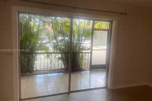 660 Tennis Club Dr, Fort Lauderdale, FL 33311 - Photo 15