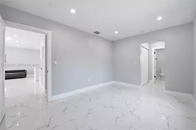 12475 NW 10th Ave, North Miami, FL 33168 - Photo 15