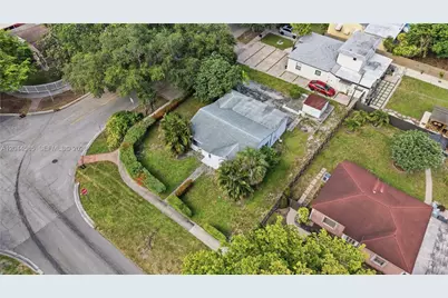 12475 NW 10th Ave, North Miami, FL 33168 - Photo 35