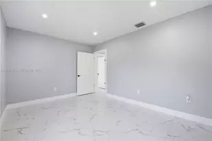 12475 NW 10th Ave, North Miami, FL 33168 - Photo 15