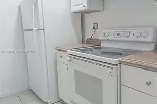 7035 NW 186th St, Hialeah, FL 33015 - Photo 5