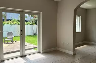 16507 NW 91st Ave, Miami Lakes, FL 33018 - Photo 23