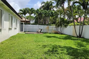 16507 NW 91st Ave, Miami Lakes, FL 33018 - Photo 27