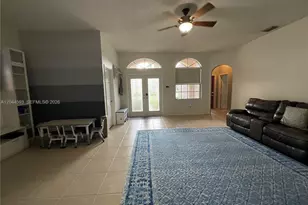 2335 SE 4th Pl, Homestead, FL 33033 - Photo 3