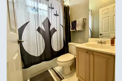 2335 SE 4th Pl, Homestead, FL 33033 - Photo 11