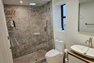 20401 NE 30th Ave, Aventura, FL 33180 - Photo 3
