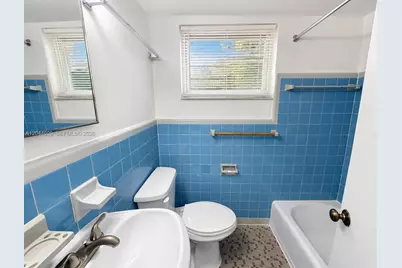 34 Madeira Ave #3, Coral Gables, FL 33134 - Photo 5