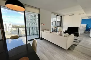 121 NE 34th St, Miami, FL 33137 - Photo 11