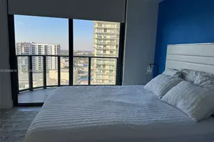 121 NE 34th St, Miami, FL 33137 - Photo 17