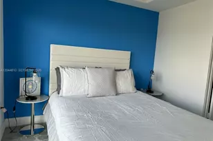 121 NE 34th St, Miami, FL 33137 - Photo 21