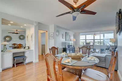 401 N Riverside Dr #504, Pompano Beach, FL 33062 - Photo 13