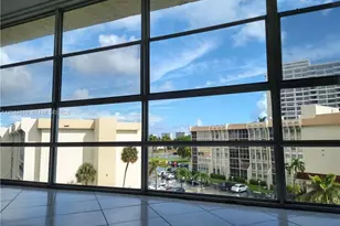 601 Three Islands Boulevard, Hallandale Beach, FL 33009 - Photo 17