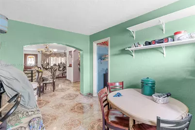 1157 NW 45th Ter, Lauderhill, FL 33313 - Photo 11