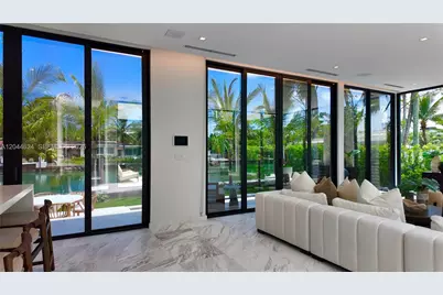 570 S Shore Dr, Miami Beach, FL 33141 - Photo 17
