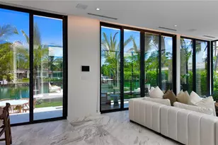 570 S Shore Dr, Miami Beach, FL 33141 - Photo 17