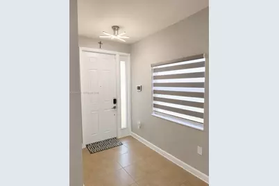 278 SE 31st Ter, Homestead, FL 33033 - Photo 11