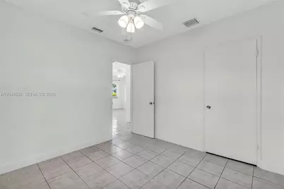 842 S 28th Ave, Hollywood, FL 33020 - Photo 15