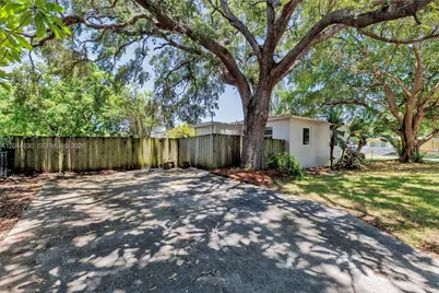 842 S 28th Ave, Hollywood, FL 33020 - Photo 25
