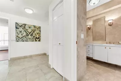 7500 W Treasure Dr, North Bay Village, FL 33141 - Photo 5