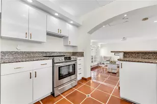 7500 W Treasure Dr, North Bay Village, FL 33141 - Photo 11