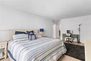3725 S Ocean Dr, Hollywood, FL 33019 - Photo 43