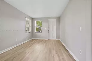 10709 NW 81st Ln, Doral, FL 33178 - Photo 3